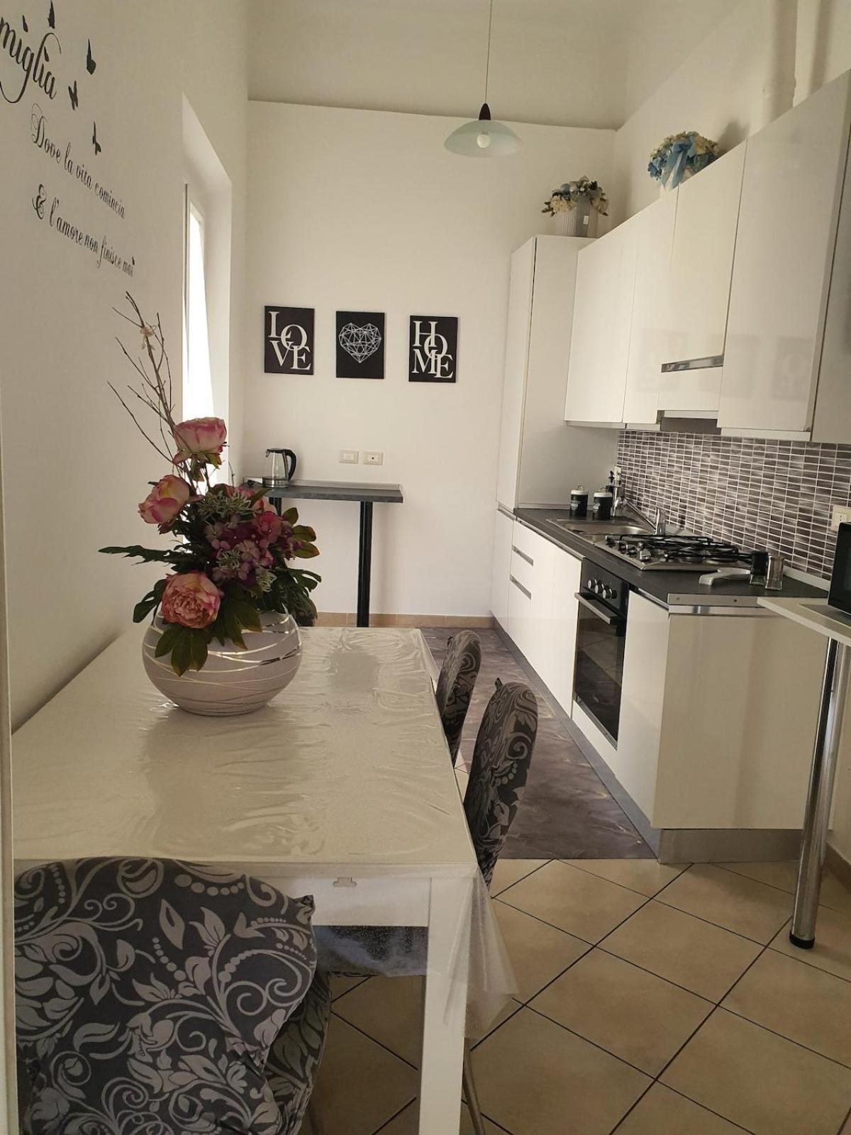 Incantevole Vacanza In Versilia Виареджо Екстериор снимка